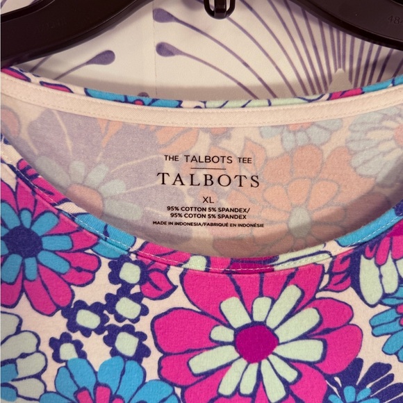 Talbots Pink and Purple Floral T-shirt women’s size XL - Picture 2 of 6